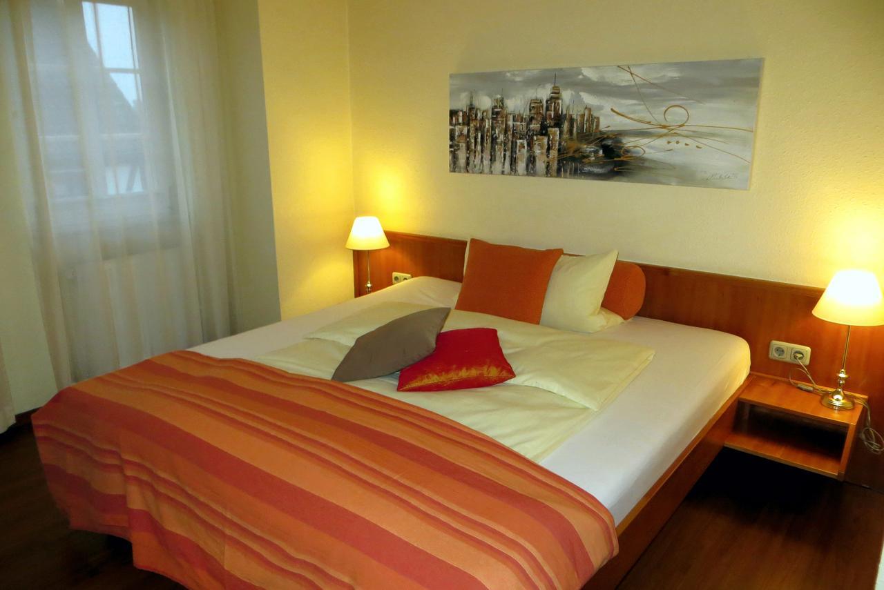 Burghotel Muenzenberg Екстериор снимка